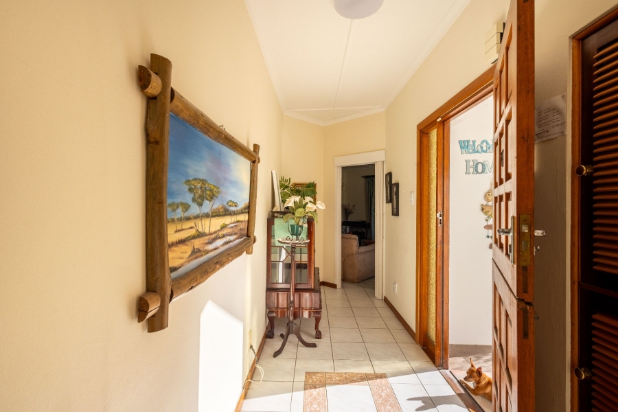 4 Bedroom Property for Sale in Lower Robberg Western Cape